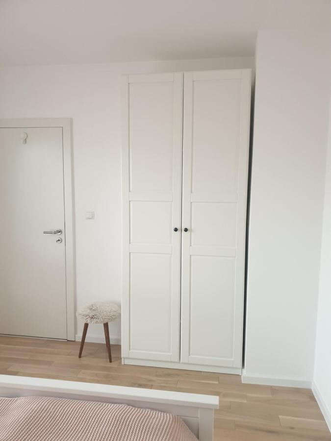 Apartman Viktoria Тузла Екстер'єр фото